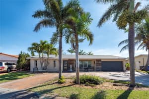 741 Nw 97th Terrace, Pembroke Pines