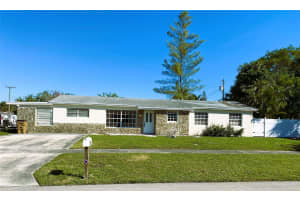 320 Nw 4th Avenue 1, Deerfield Beach