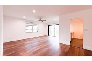 2420 Sw 81st Avenue 201, Davie