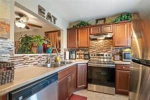 5151 W Oakland Park Boulevard 204, Lauderdale Lakes