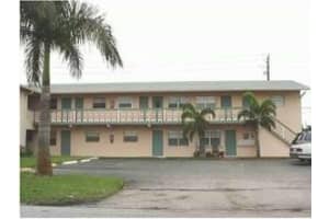 270 Ne 40th Street 26, Oakland Park