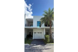 2526 Pierce Street 6, Hollywood