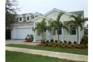 6778 S Lakeside Cir S, Davie