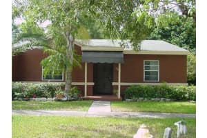 7951 Lagos De Campo Boulevard 7951, Tamarac