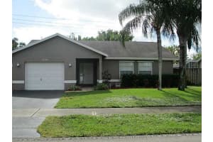 5550 Sw 58th Court, Davie