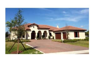 4445 Parkside Rd, Davie