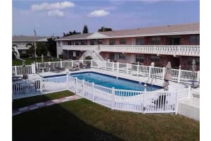 3850 Ne 21st Way 63, Lighthouse Point