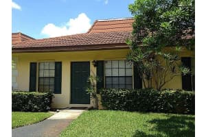 2350 Sw 70th Ter 35, Davie