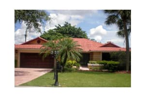 2693 Oak Tree Dr, Oakland Park