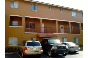 8175 Nw 8th Street 8, Miami