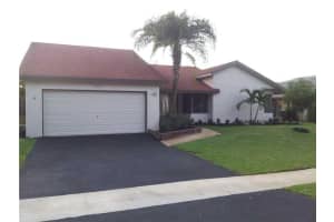 4881 Sw 104th Avenue, Cooper City