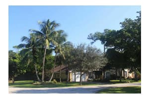 6051 Nw 68th St, Parkland