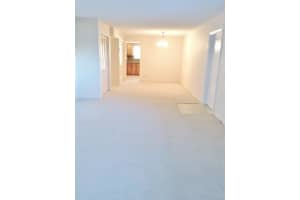 1975 Se 3rd St 203, Deerfield Beach