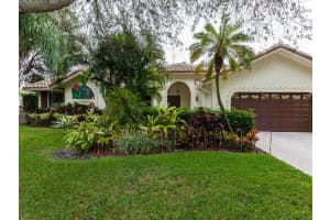 2759 Oak Tree Ln, Oakland Park