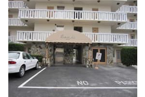 1889 S Ocean Dr 110, Hallandale Beach