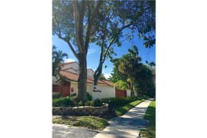 1800 Embassy Drive 119, West Palm Beach