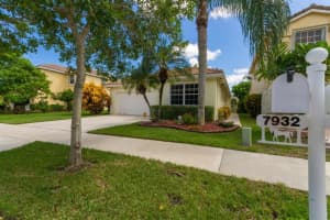 7932 N Silverado Cir, Hollywood