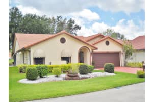 7010 Golf Pointe Cir, Tamarac