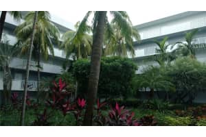 8251 Nw 8th Street 517, Miami