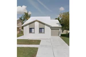 5760 Strawberry Lakes Cir, Lake Worth