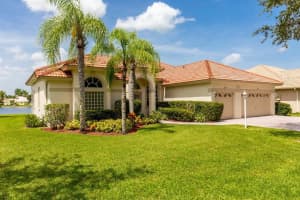 16247 Erie Pl, Davie