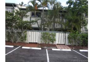 642 Ne 195th Street 642, Miami