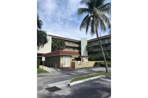 3120 N Pine Island Rd 207, Sunrise