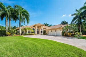 15391 Sw 15th Place, Davie