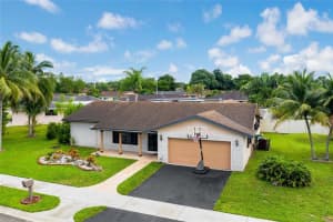 8950 Nw 67th Ct, Tamarac 8950 Nw 67th Ct, Tamarac