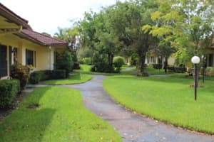 2311 Sw 70th Ave 42, Davie