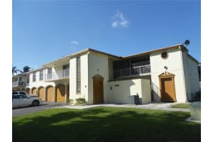 5881 Nw 57th Avenue 4, Tamarac