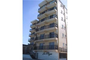 1815 N Surf Road 202, Hollywood