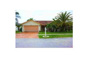 10110 Sw 16th Place, Davie