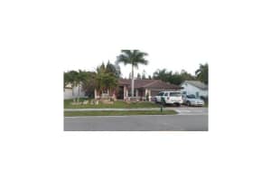 5935 Sw 58 Court, Davie