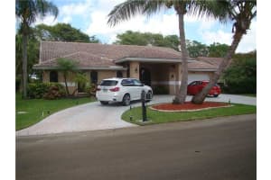 7913 Nw 83 St, Tamarac