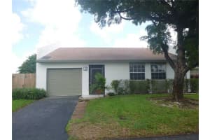 907 Nw 50th Street 907, Deerfield Beach