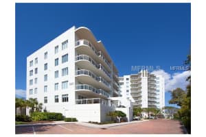 1640 Summerhouse Ln #11, SARASOTA