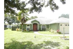 5786 Stone Pointe Dr , SARASOTA