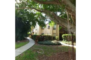 5677 Ashton Lake Dr #11, SARASOTA