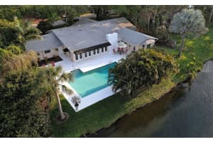 1525 Eastbrook Dr, SARASOTA