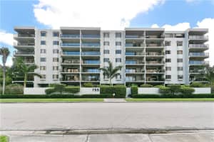 755 S Palm Ave #506, SARASOTA