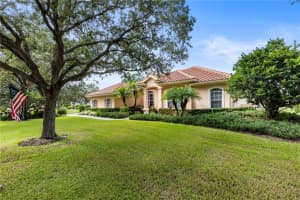 6733 Taeda Dr, SARASOTA