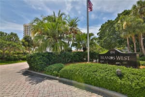 2525 Gulf Of Mexico Dr #13b, LONGBOAT KEY