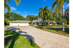 2907 Pony Ln, SARASOTA