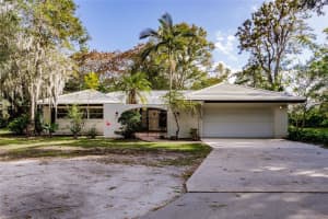 3850 Webber St, SARASOTA