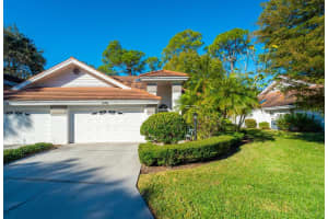 3150 Lake Park Ln #27, SARASOTA