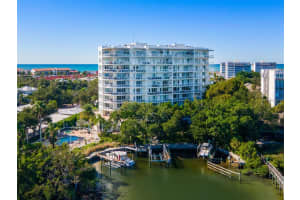 1660 Summerhouse Ln #101, SARASOTA