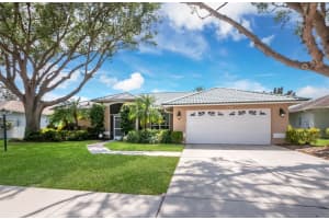 5766 Sandy Pointe Dr, SARASOTA