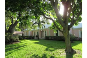 2361 Landings Cir, BRADENTON