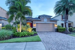 8467 Nandina Dr, SARASOTA